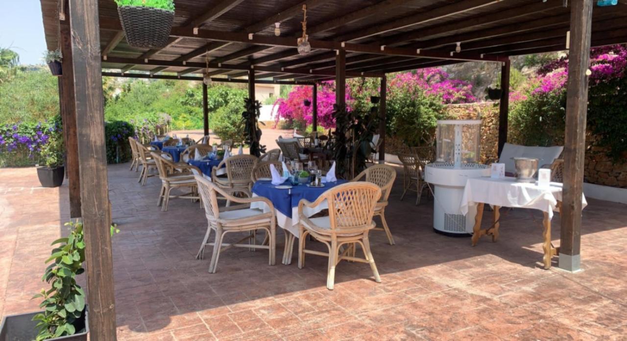 Hotel Restaurant Baladrar 贝尼萨 外观 照片