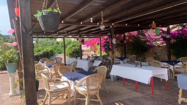 Hotel Restaurant Baladrar 贝尼萨 外观 照片